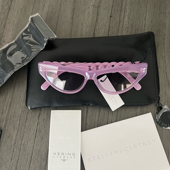 STELLA MCCARTNEY Cat-eye Frame Sunglasses - Picture 2 of 9